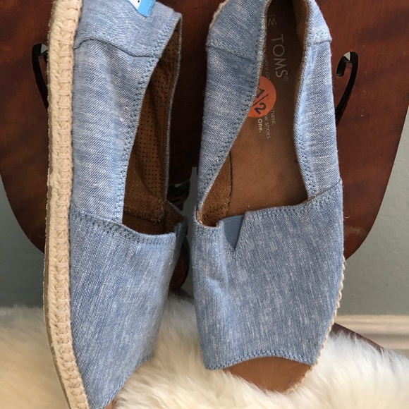 Toms alpargata open toe shoes size 9.5 - Picture 6 of 7